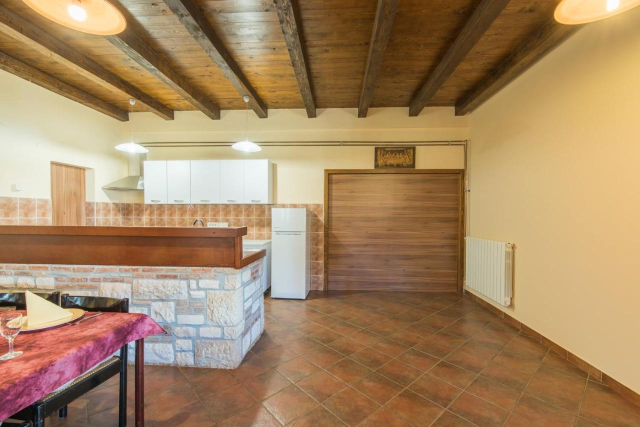 Casa Oliva In Klostar Buitenkant foto