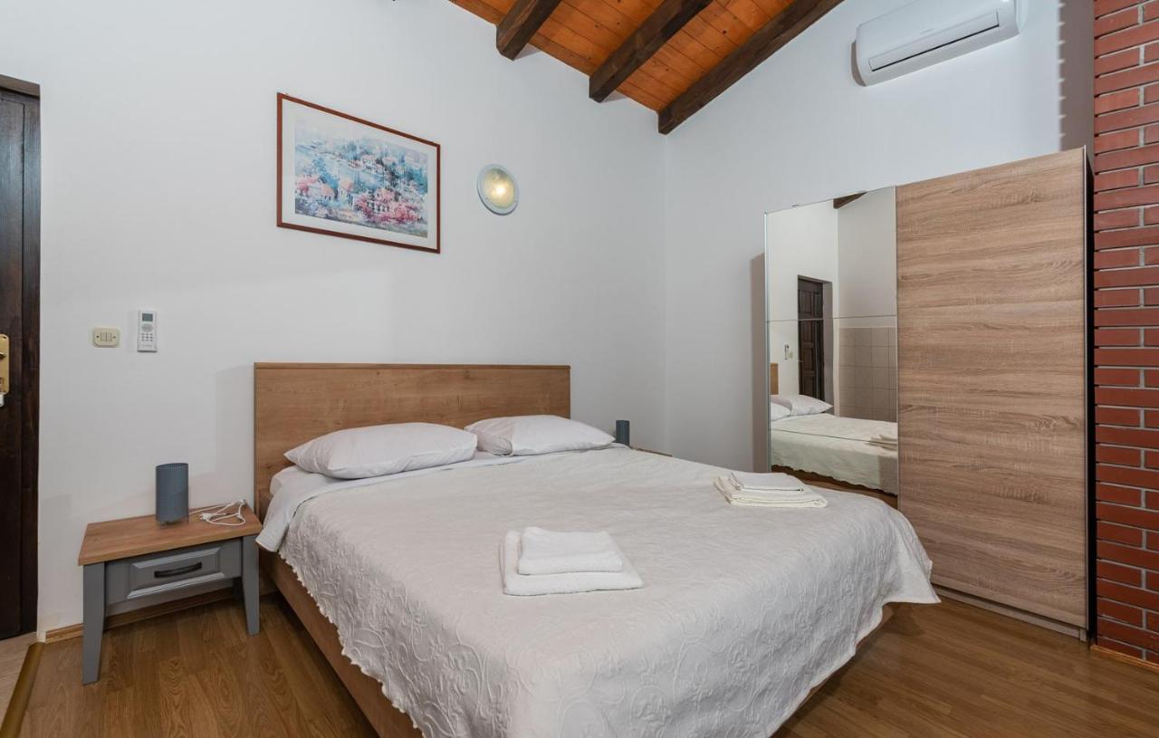 Casa Oliva In Klostar Buitenkant foto